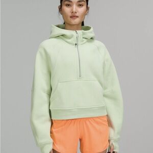 Lululemon Half Zip Scuba in Creamy Mint Size M/L (Bleach Stains)